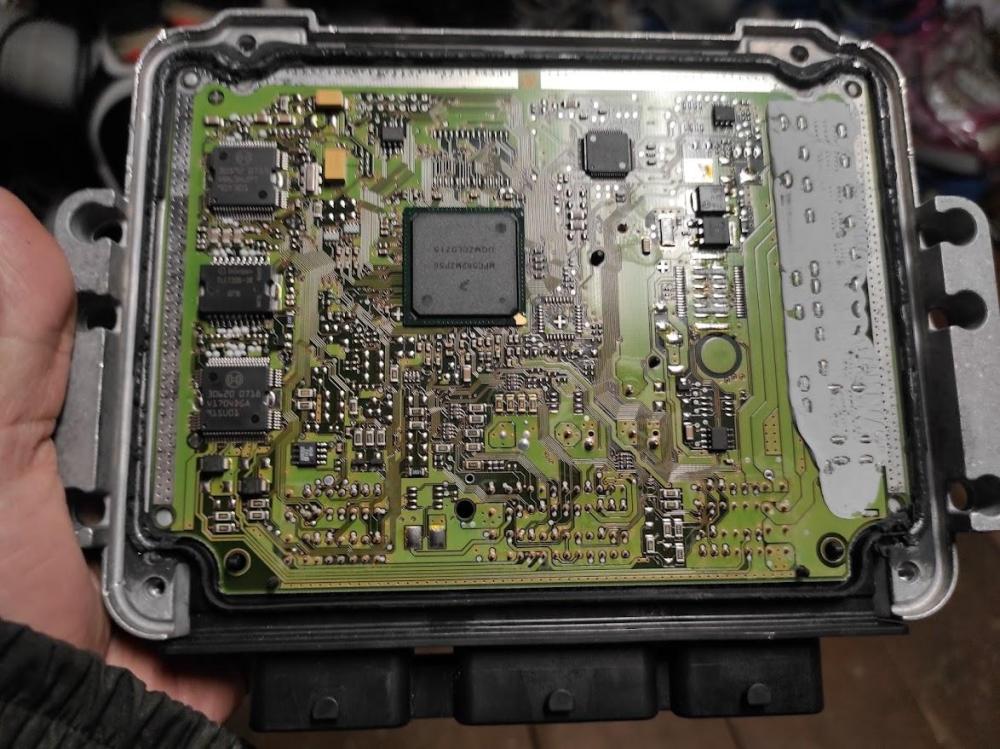 bosch_ecu2.jpg